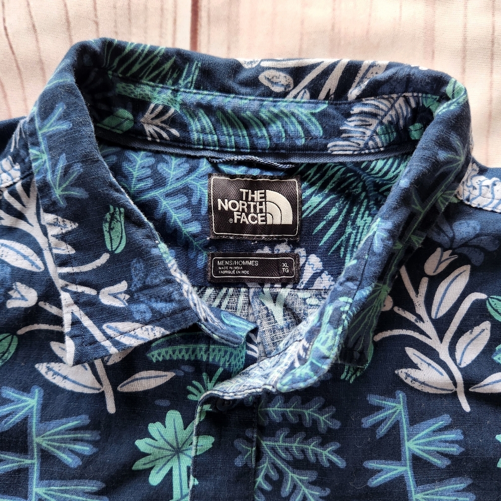 North Face "Bay Trail" Short Sleeve Shirt Floral Pattern Navy Blue Men's Size XL - Picture 6 of 12